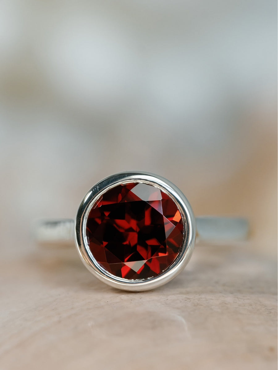 14k Natural Garnet Round Bezel Solitaire Ring