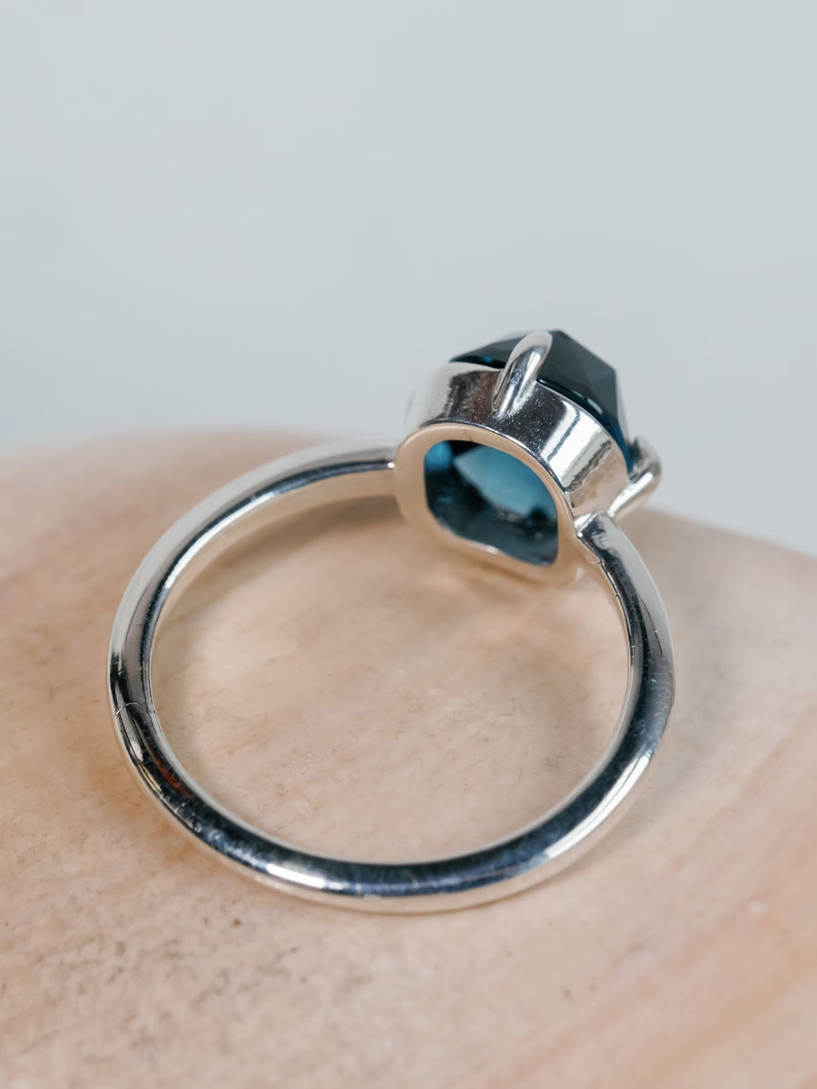 14k Rose Cut London Blue Topaz Ring