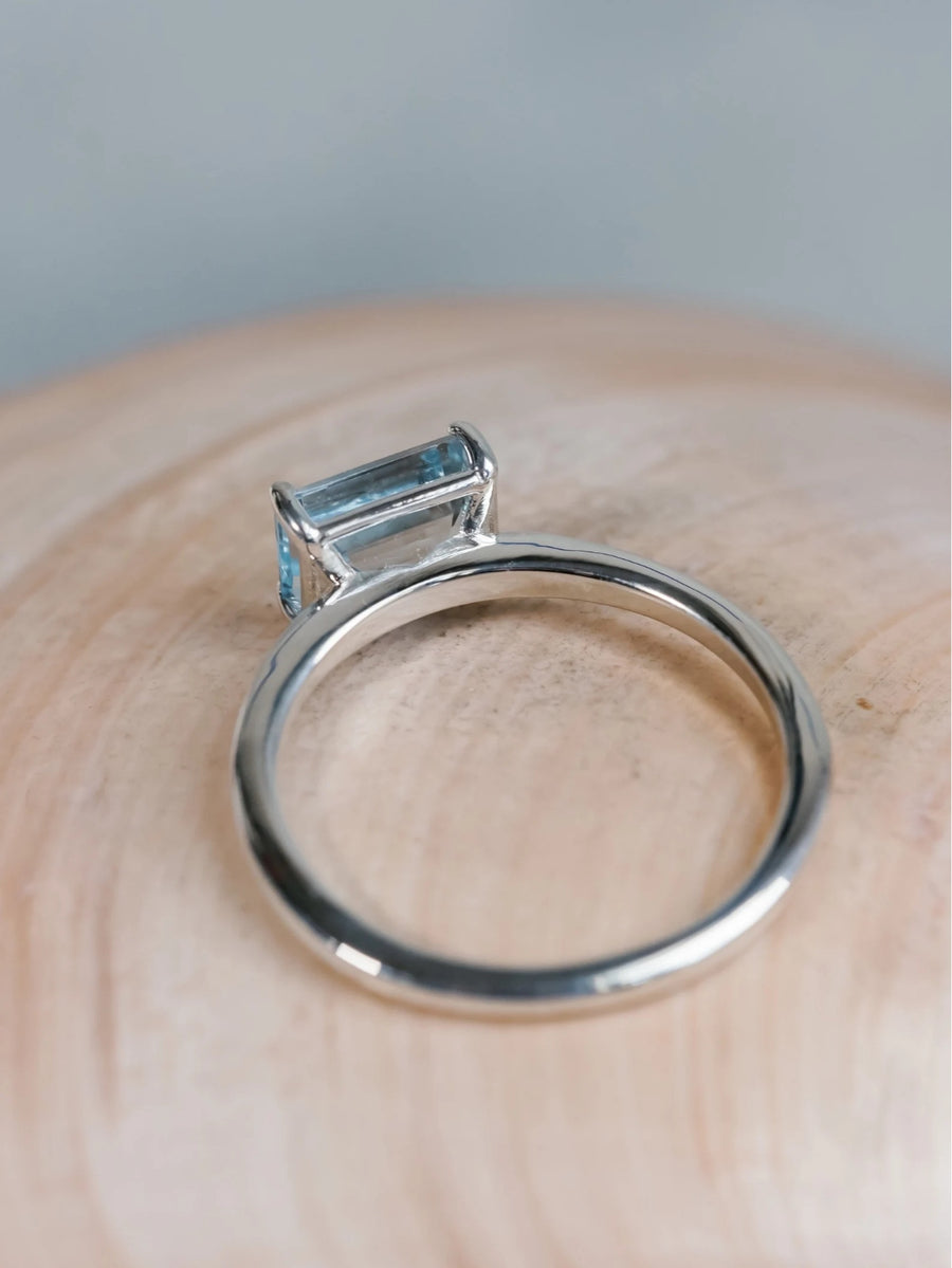 14k Sky Blue Topaz Ring, Natural Blue Topaz Ring