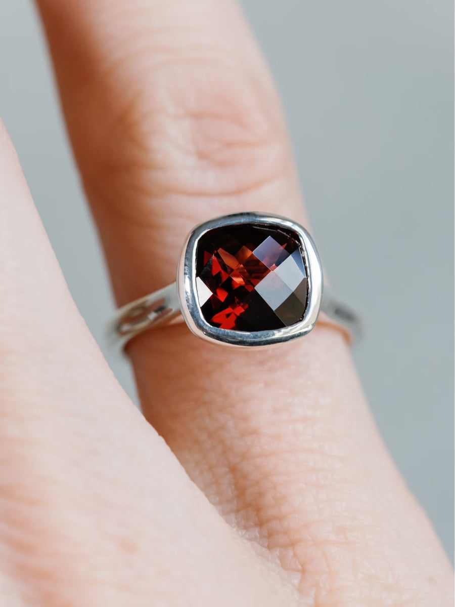 14k Cushion Cut Natural Garnet Bezel Ring