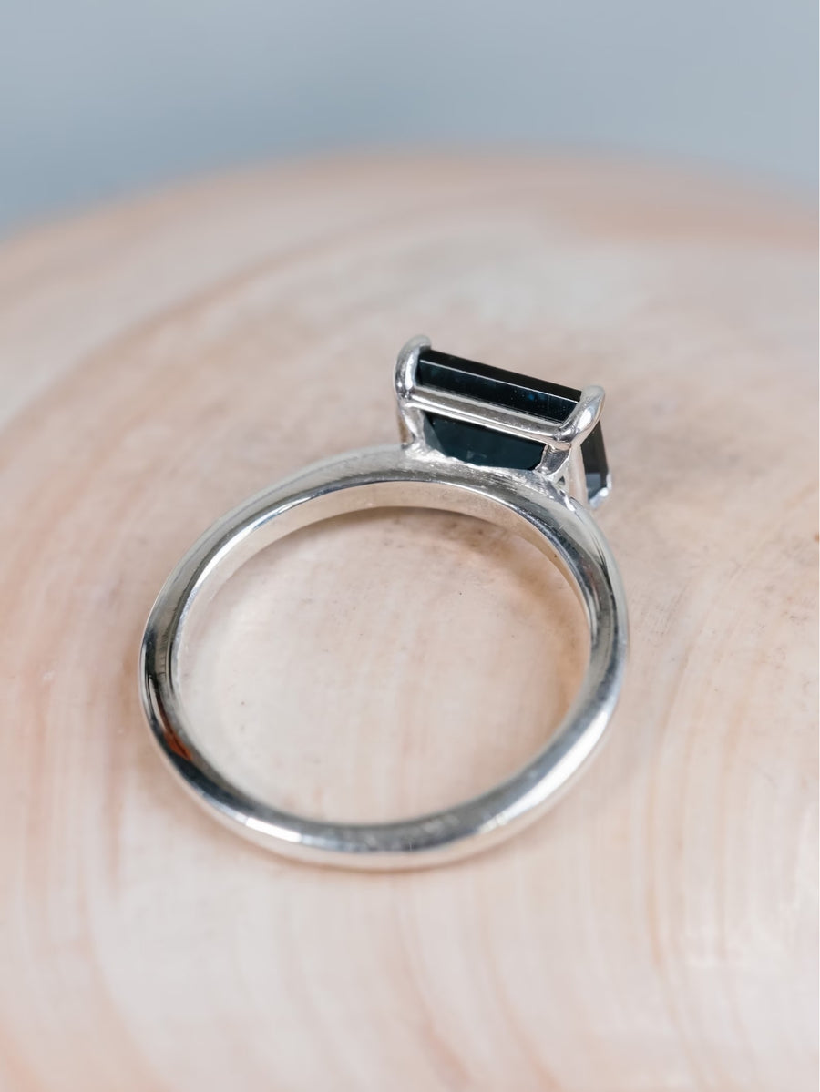 14k London Blue Topaz Emerald Cut London Blue Topaz