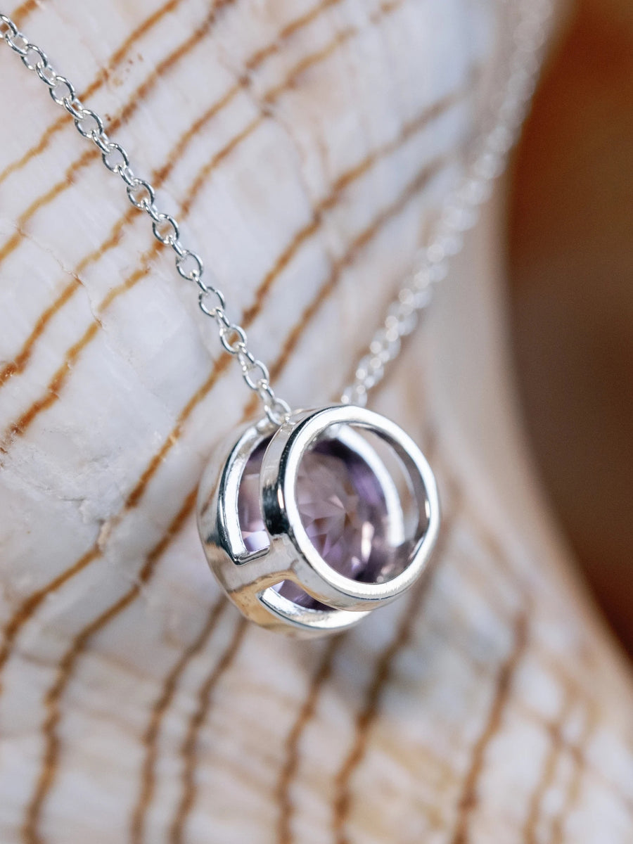 Rose De France Round Natural Amethyst 2.00ct Bezel Necklace