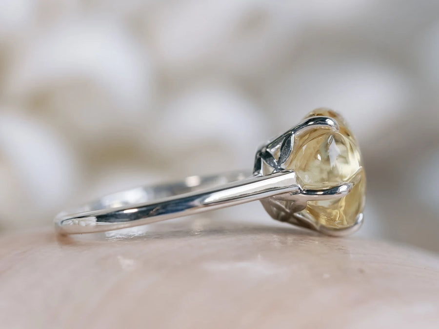 14k Citrine Five Petal Flower Solitaire Gemstone Citrine Ring