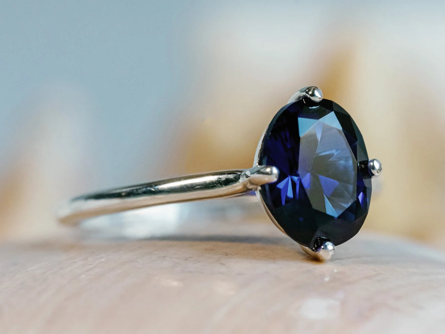 14k Oval Blue Sapphire Ring