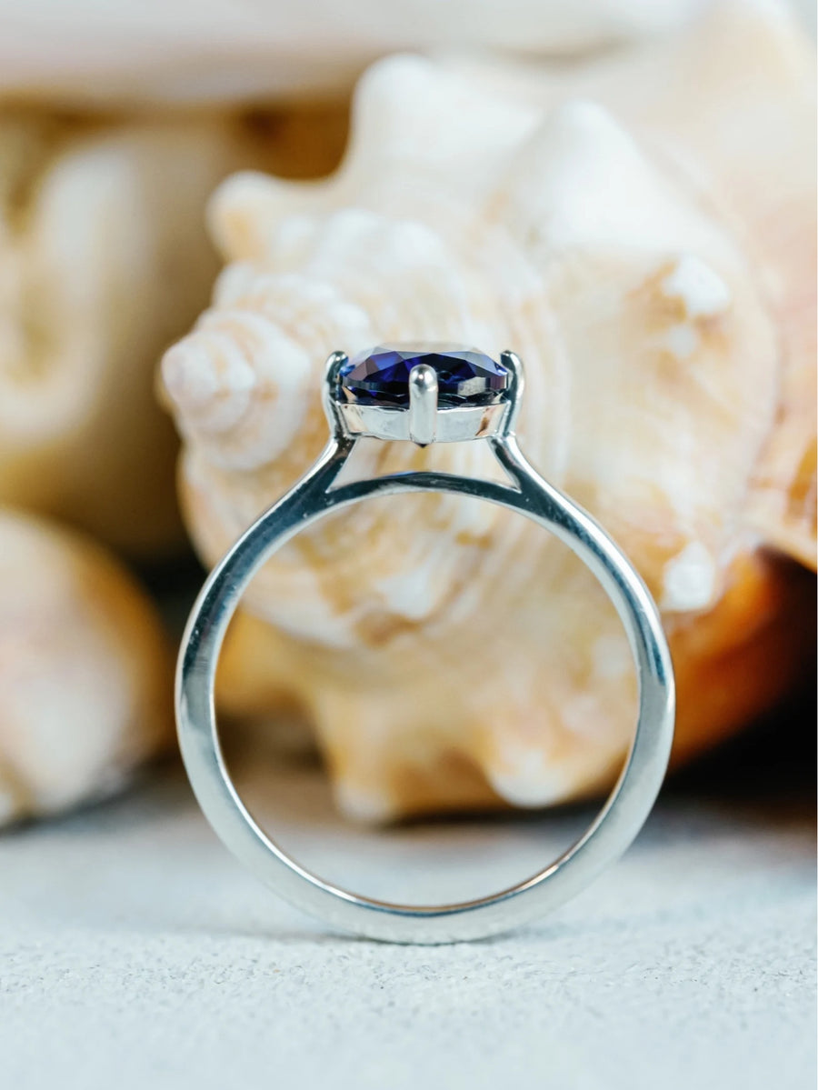 14k Oval Blue Sapphire Ring