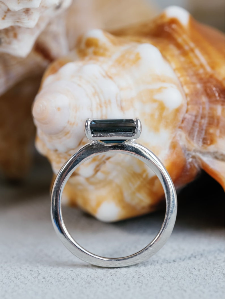 14k London Blue Topaz Emerald Cut London Blue Topaz