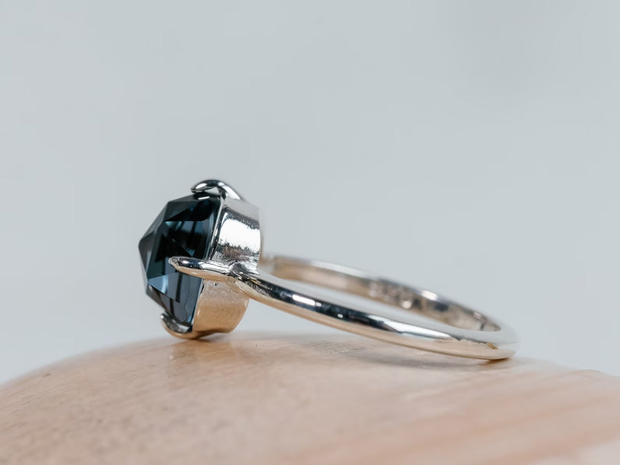 14k Rose Cut London Blue Topaz Ring