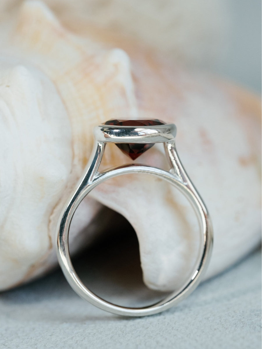 14k Natural Garnet Round Bezel Solitaire Ring