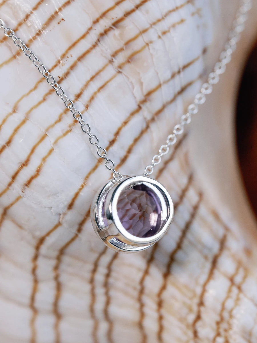 Rose De France Round Natural Amethyst 2.00ct Bezel Necklace