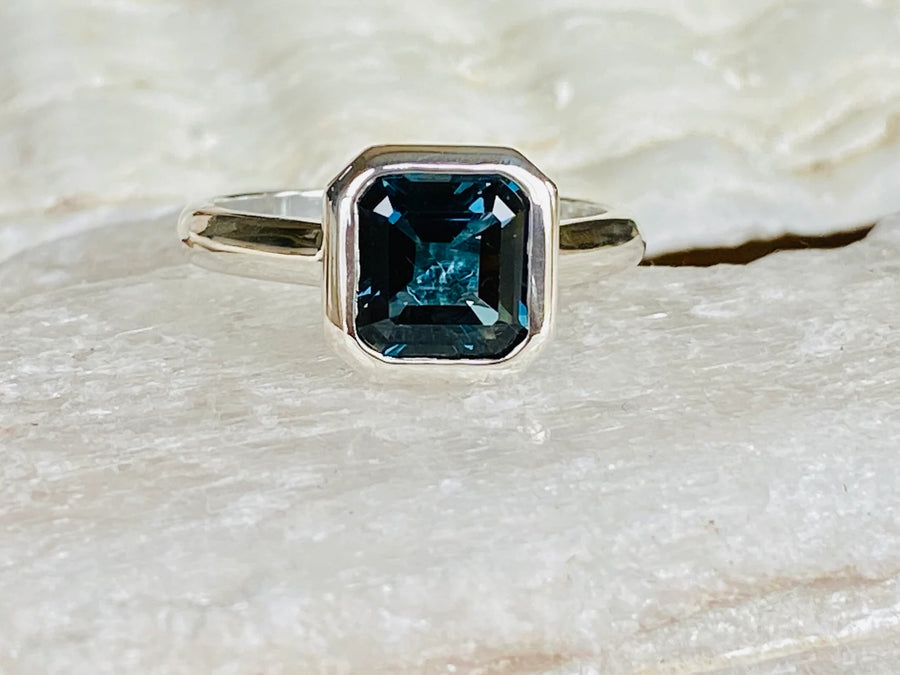 14k Asscher Cut London Blue Topaz Solitaire Bezel Ring