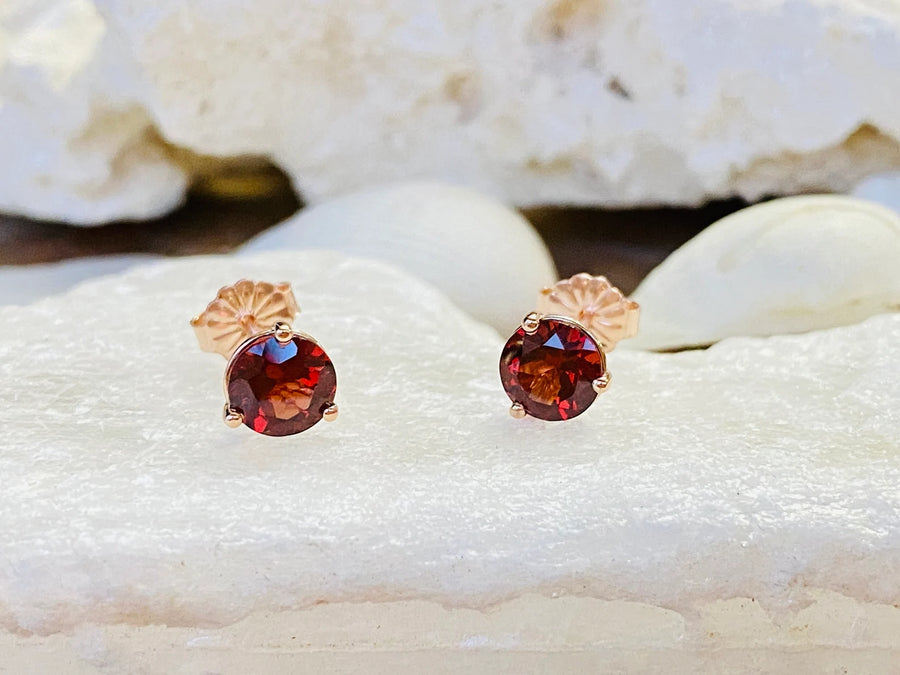 14k Round Garnet Stud Earrings