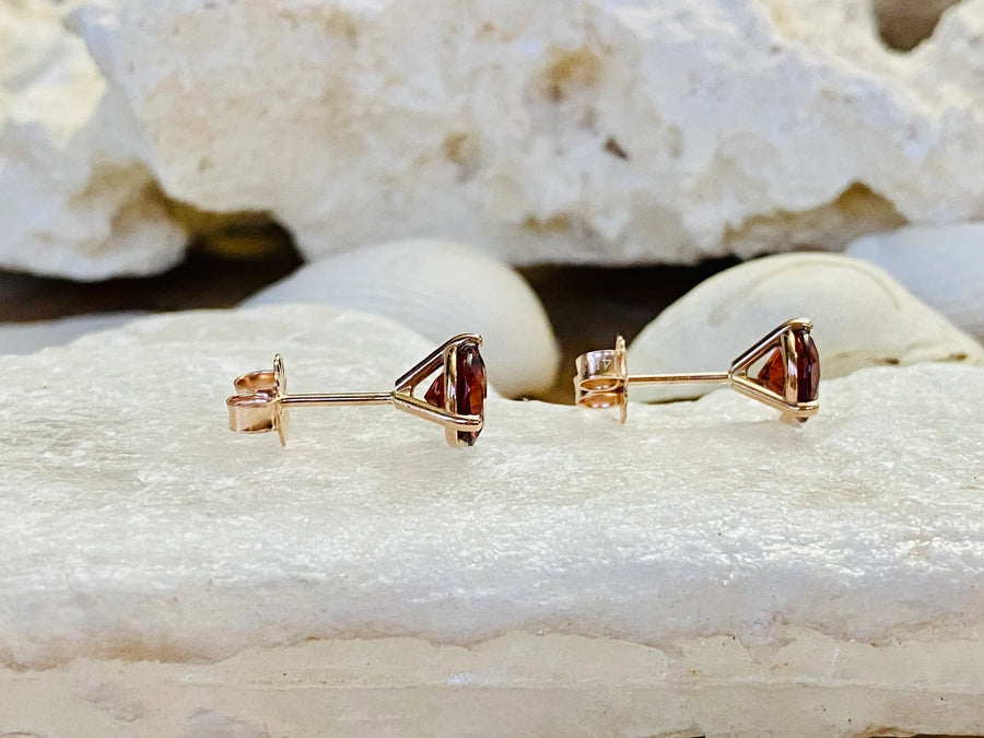 14k Round Garnet Stud Earrings