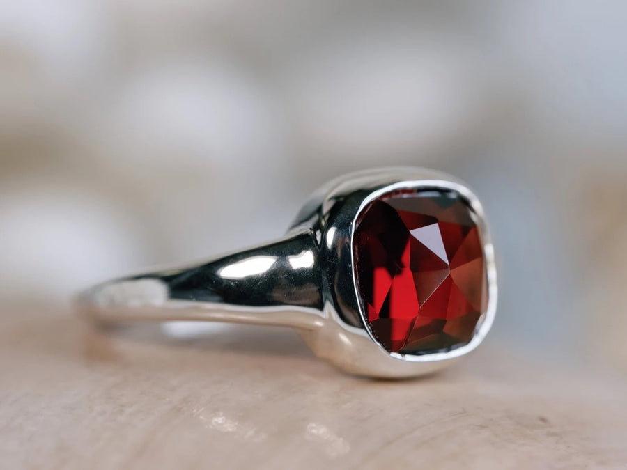 14k Cushion Rose Cut Garnet Bezel Setting Ring