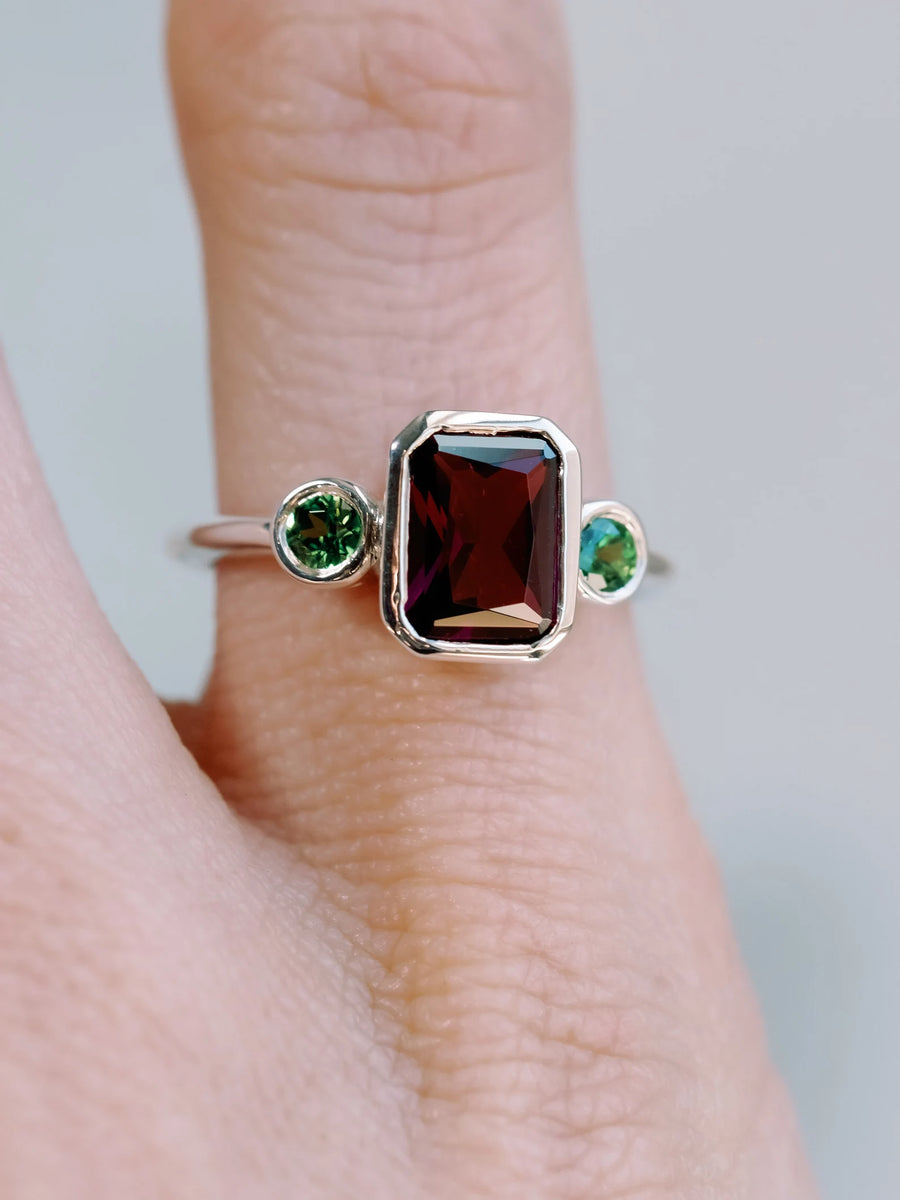 14k Natural Mozambique Garnet Three Stone Ring