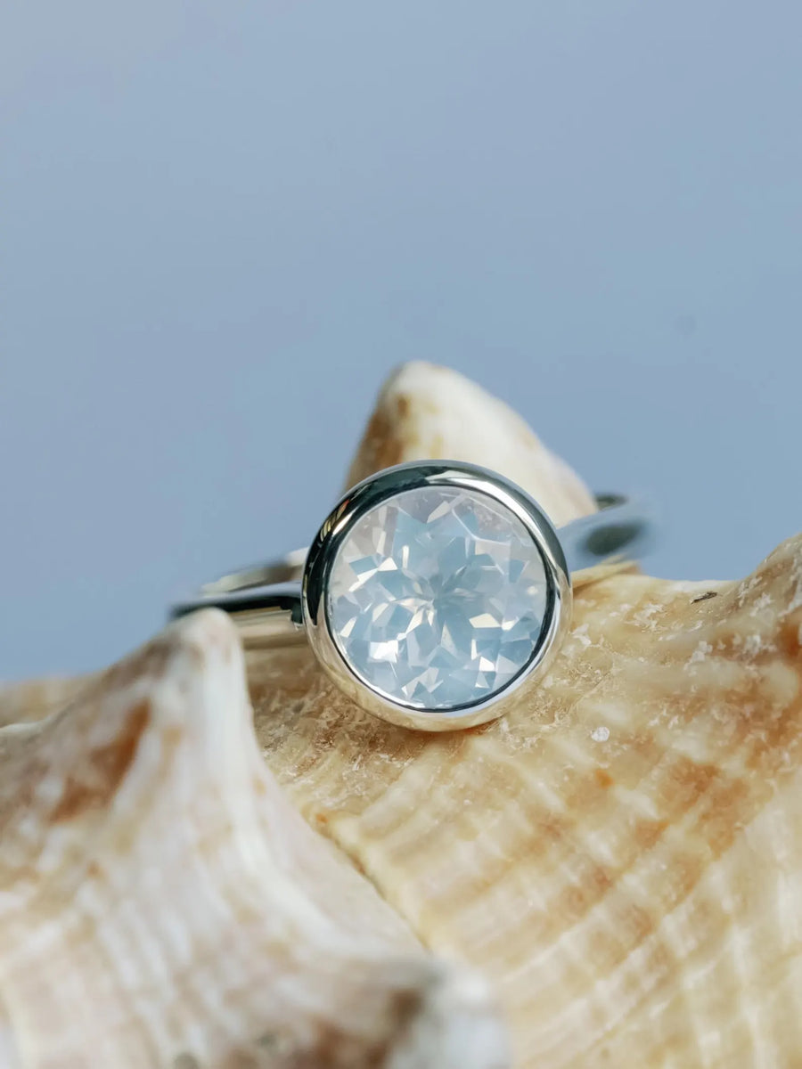 Natural Blue Moon Quartz Round Bezel Ring Solitaire Ring