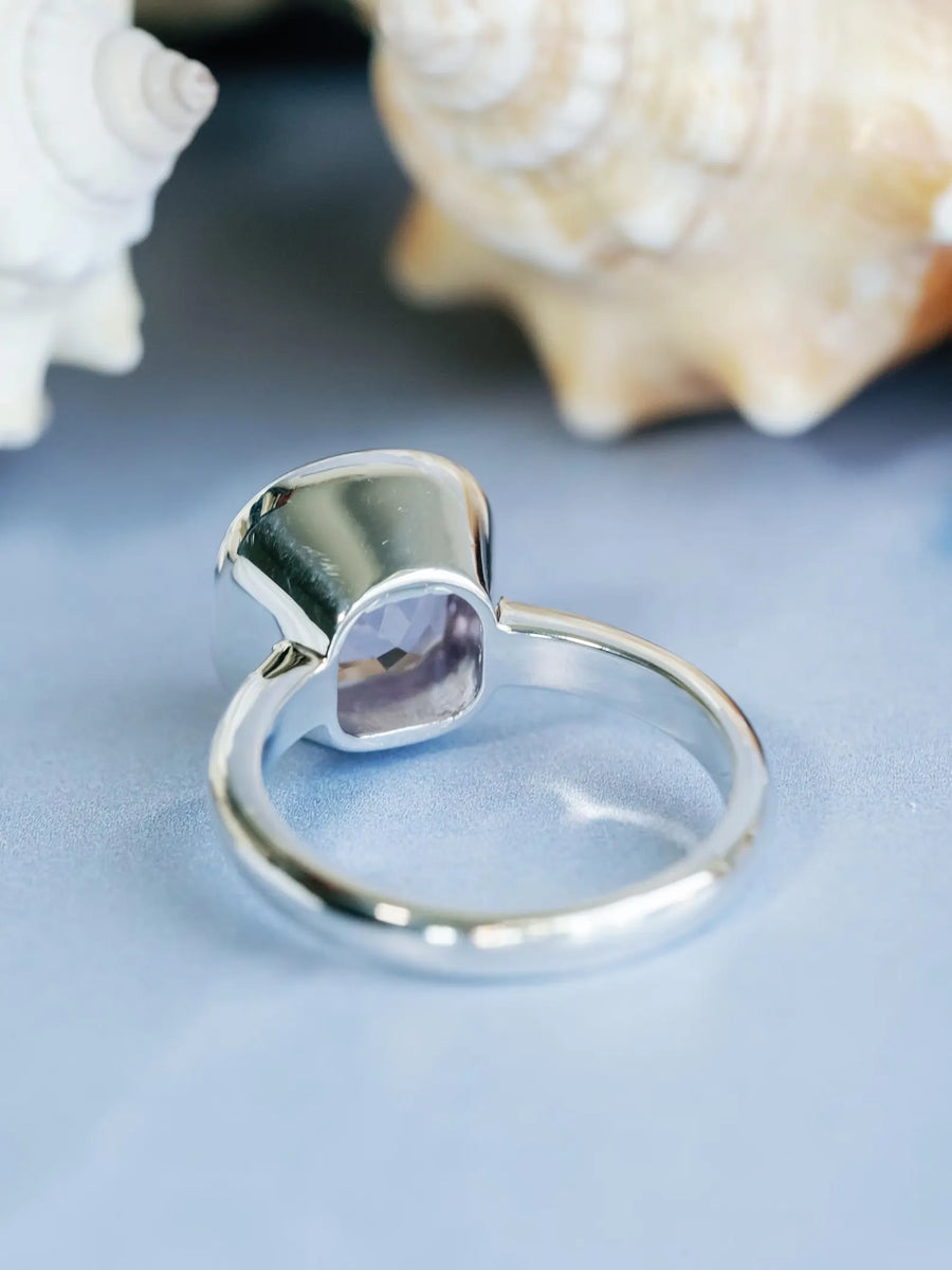 14k Rose De France Cushion Cut Lavender Amethyst Bezel Statement Ring