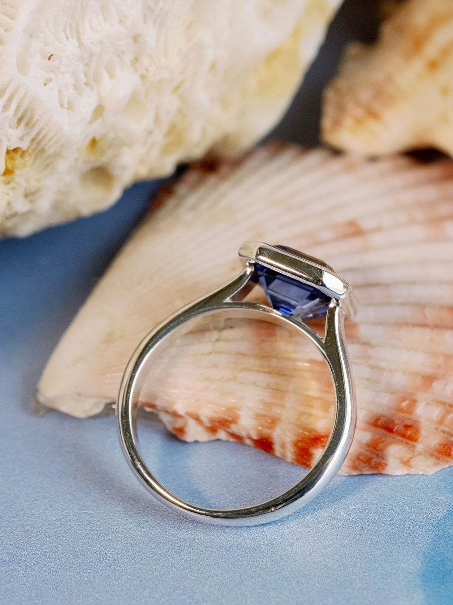 14k Cornflower Blue Asscher Cut 2.00ct Sapphire Bezel Ring