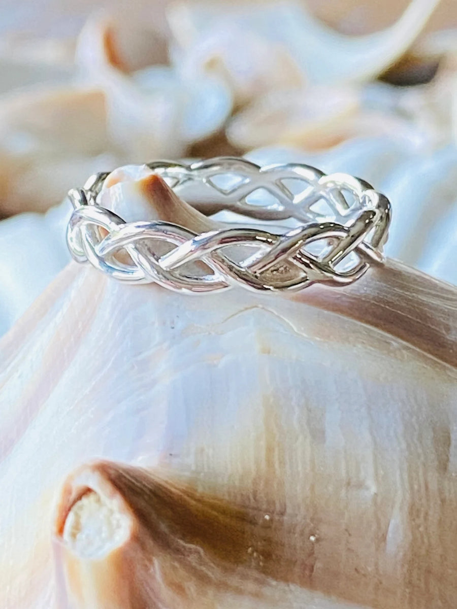 Braided / Twisted Celtic Wedding Band