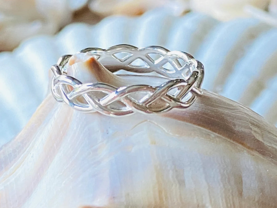 Braided / Twisted Celtic Wedding Band