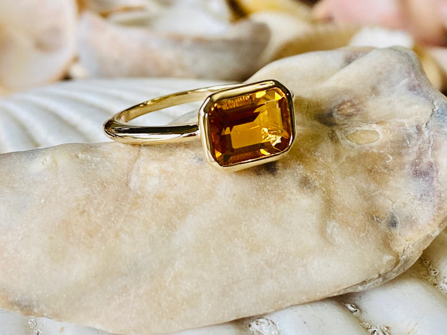 14k Gold Round Yellow Citrine Bezel Setting Ring