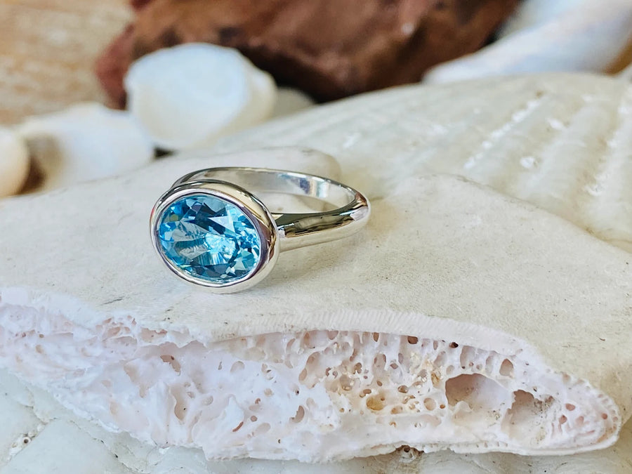 14k East West Oval Cut Bezel Setting Blue Topaz Ring 2.00ct