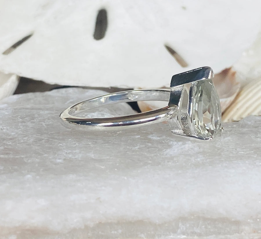 14k Pear Shape Green Amethyst Prasiolite Solitaire Ring