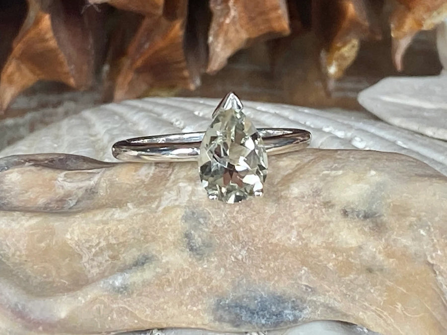 14k Pear Shape Green Amethyst Prasiolite Solitaire Ring