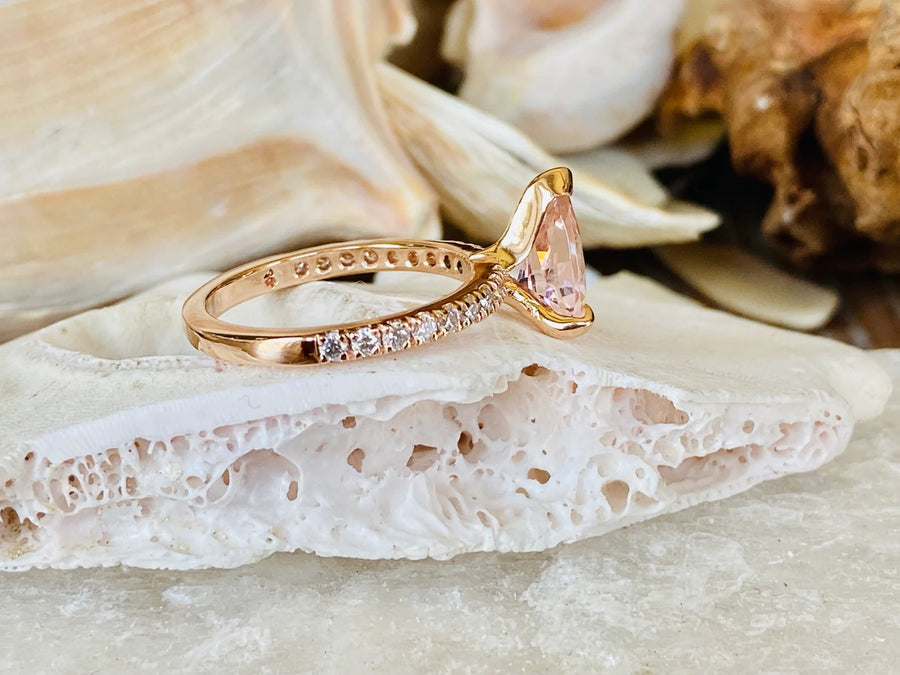 14k Pear Cut Pave Setting Morganite Ring