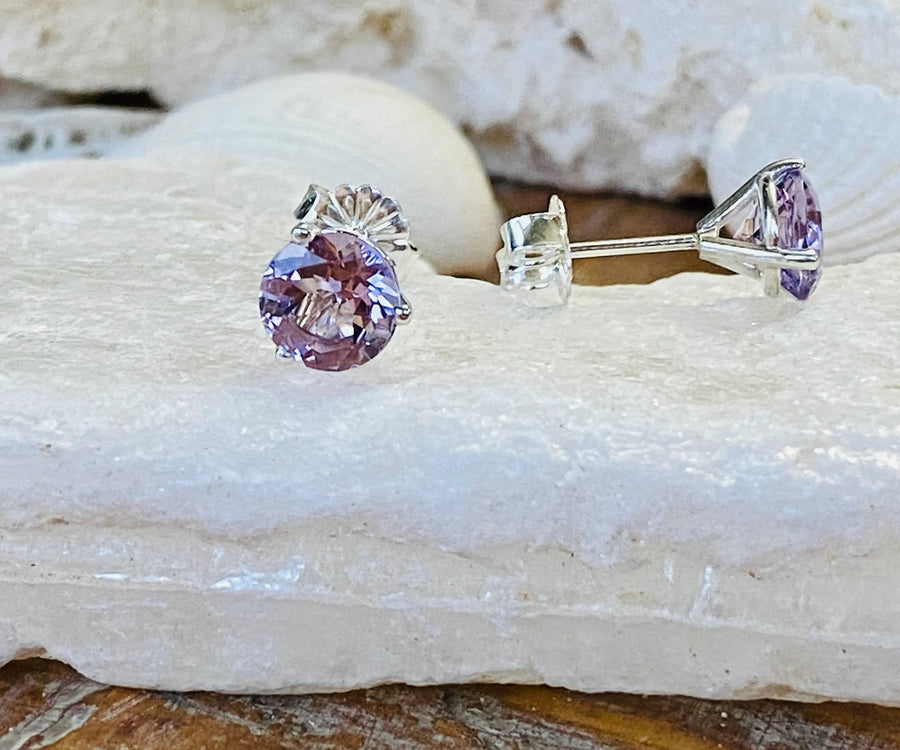 Lavender Rose De France Amethyst Stud Earrings