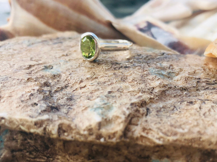 Oval 2.00ct. Peridot Ring