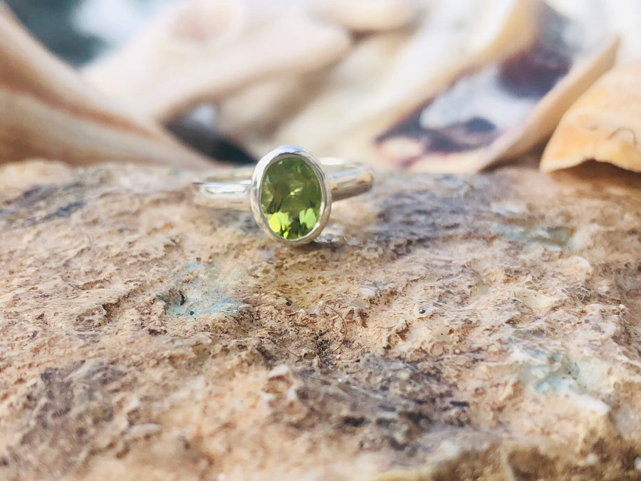 Oval 2.00ct. Peridot Ring