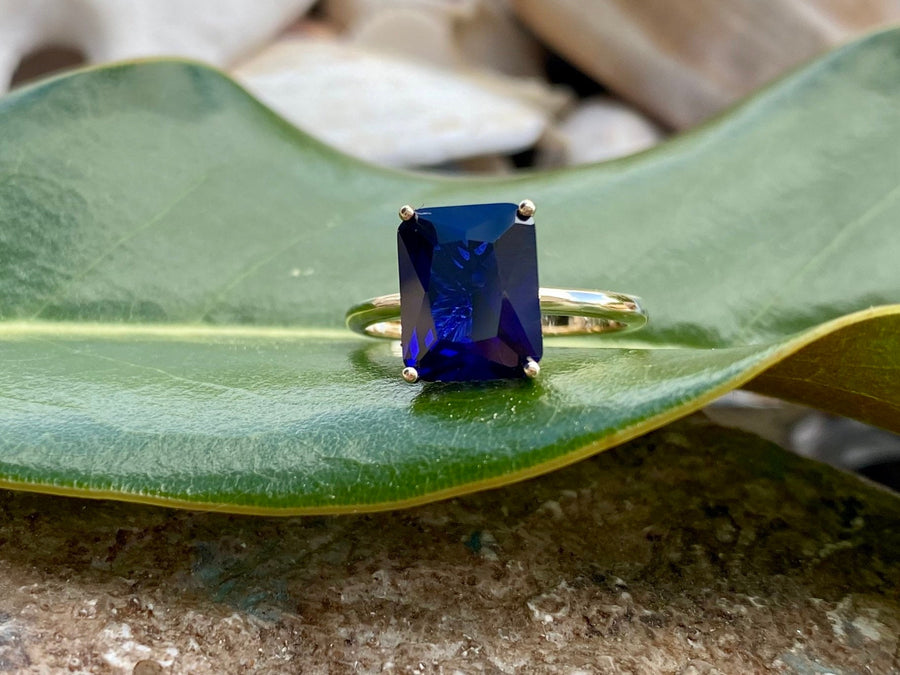 Radiant Cut Sapphire Solitaire Ring