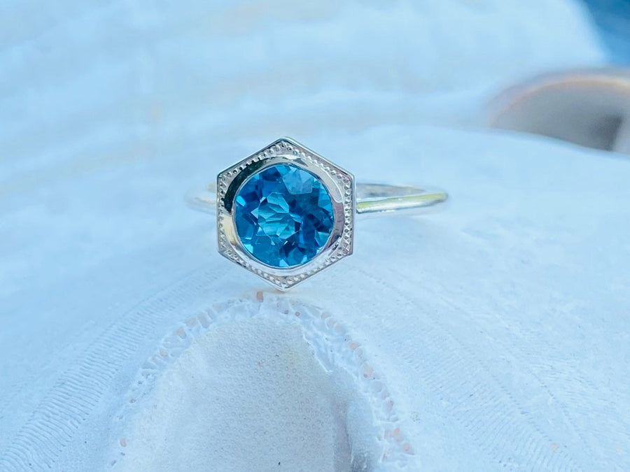 Art Deco Bezel Hexagon Setting London Blue Topaz Ring 1.00ct