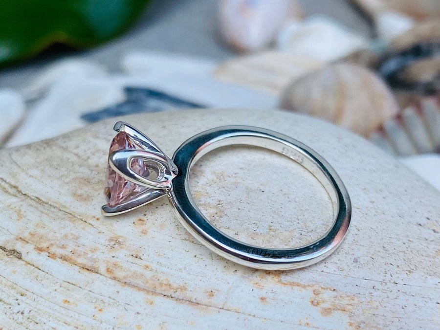 Oval Cut Solitaire Morganite Ring – Scott Bonomo Diamond