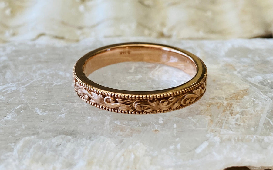 Women’s Floral Vintage Style Milgrain Wedding Band