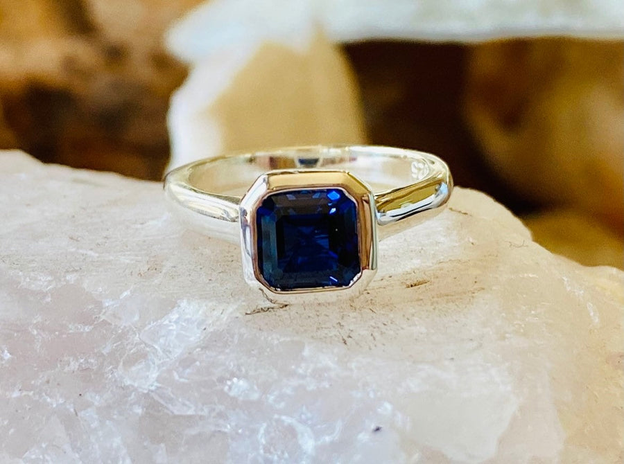 Gold 1.00ct Asscher Cut Sapphire Ring