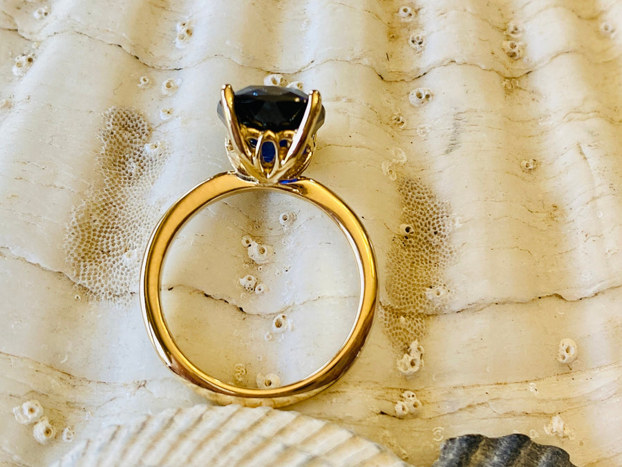 14k Gold Elongated Cushion Cut Sapphire Ring – Scott Bonomo