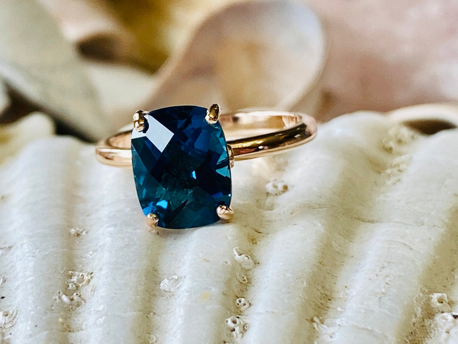 14k Cushion Cut London Blue Topaz Solitaire Ring 3.00ct