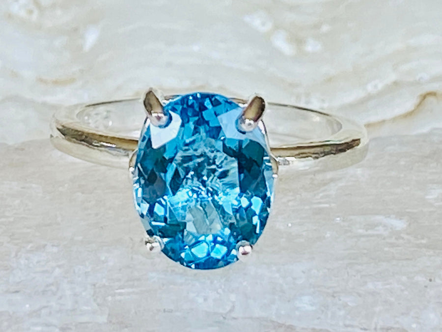 14k Oval Swiss Blue Topaz Solitaire Ring