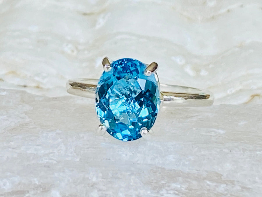 14k Oval Swiss Blue Topaz Solitaire Ring
