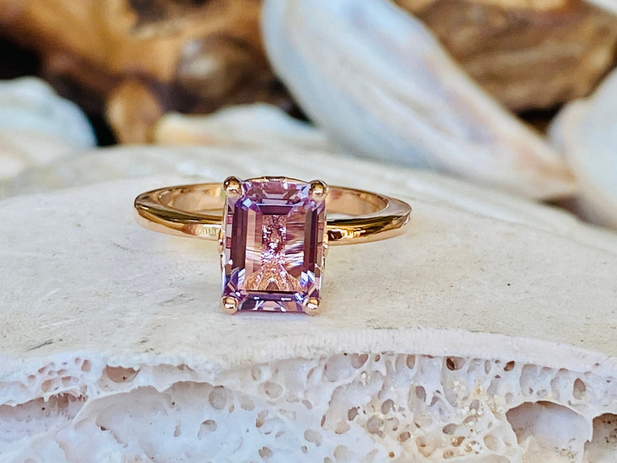 14k Lavender Rose De France Amethyst Emerald Cut Ring 1.5ct