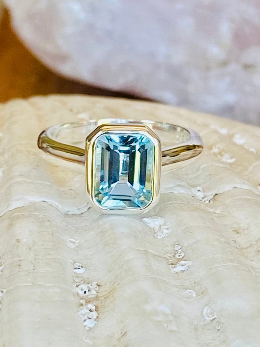 14k Emerald Cut Bezel Setting Sky Blue Topaz Ring 2.00ct