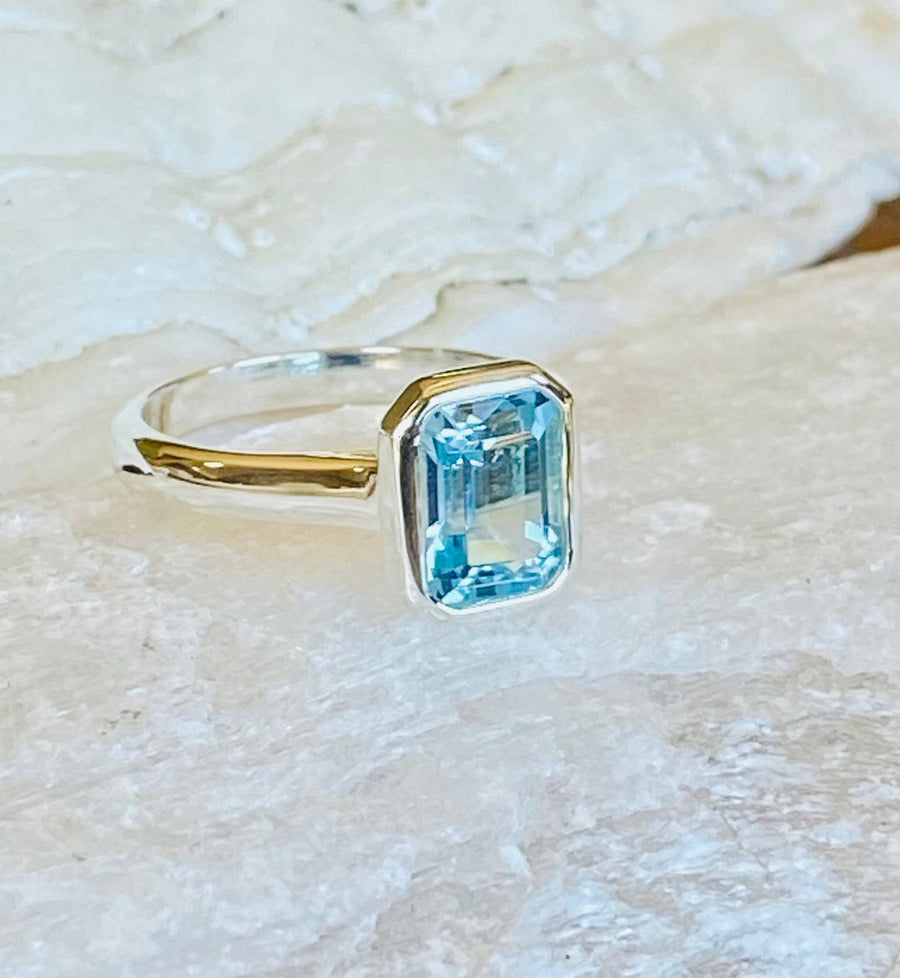 14k Emerald Cut Bezel Setting Sky Blue Topaz Ring 2.00ct