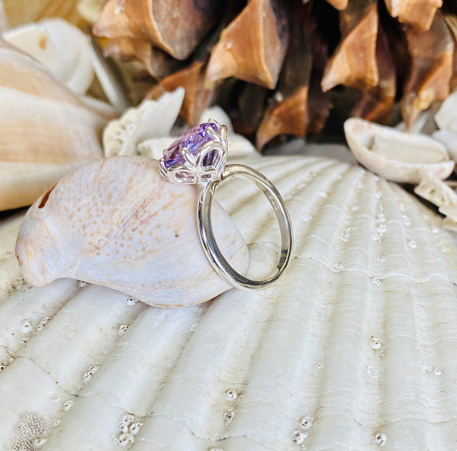 14k Lavender Rose De France Amethyst Large Round Ring