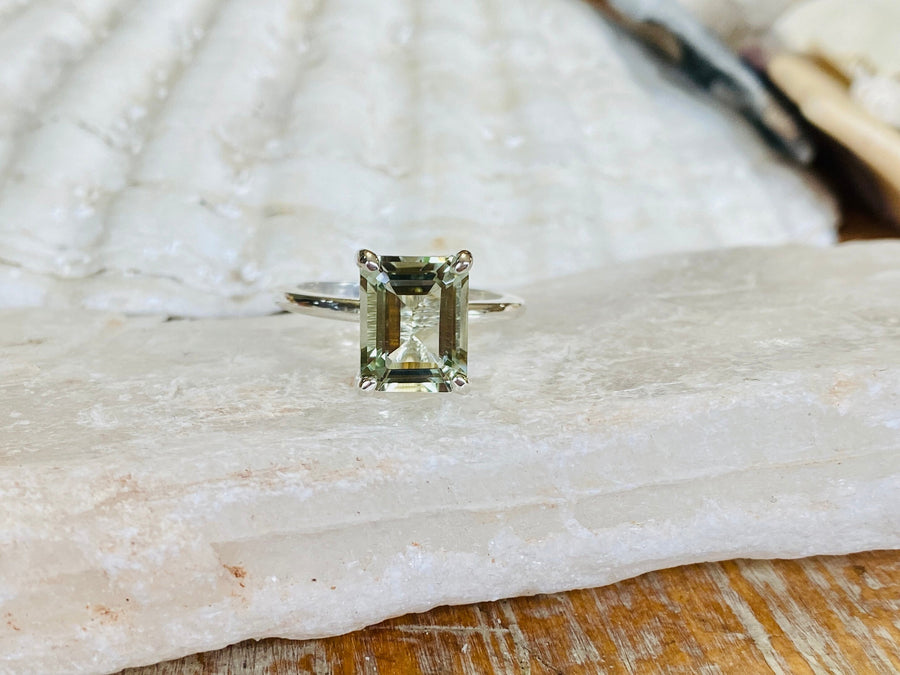 14k Emerald Cut Green Amethyst Prasiolite Solitaire Ring 3.00ct.